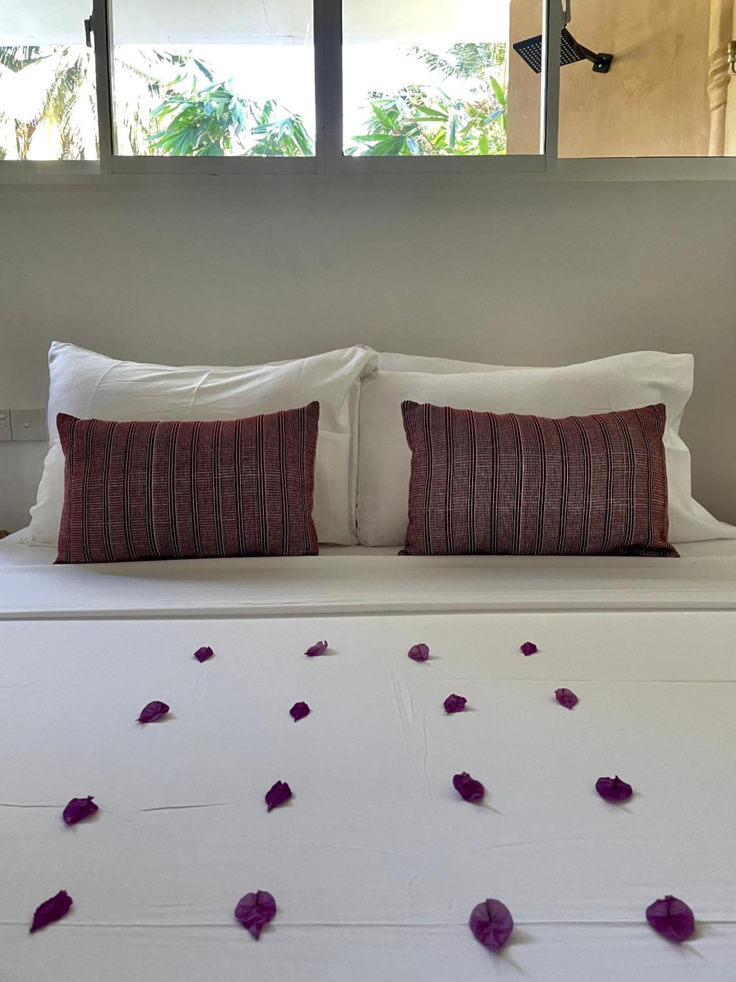 The Yard Hiriketiya Hotel ดิคเวลลา ห้อง รูปภาพ